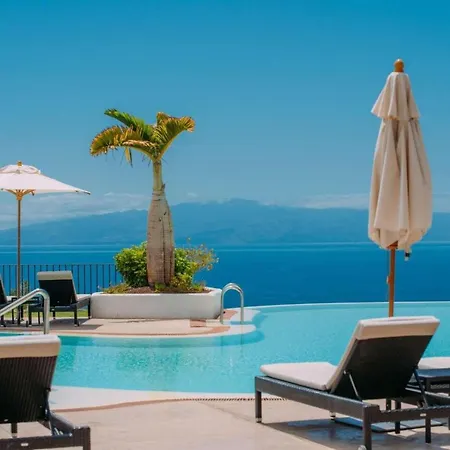 Apartment 3 Bdr Sea View *